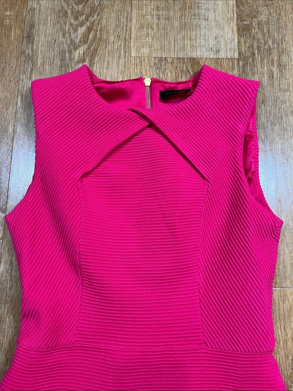 Ted Baker London Hot Pink Ribbed Bodycon Sheath Dress Size 3 US 8 10 Sleeveless - Picture 5 of 14